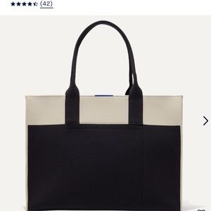 Rothy’s Classic Tote in Luna